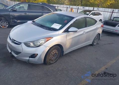 2013 Hyundai Elantra Gls z USA, uszkodzony, nr VIN KMHDH4AE1DU889641